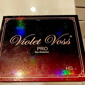 ❌❌SOLD❌❌Violet Voss Pro Eyeshadow Palette